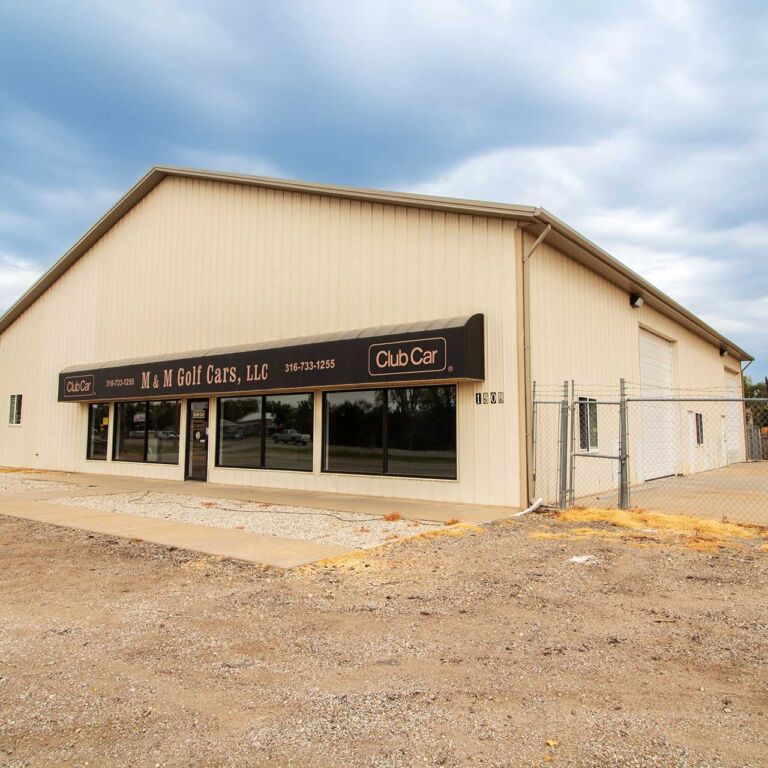 M&M Golf Exterior Front M&M Golf